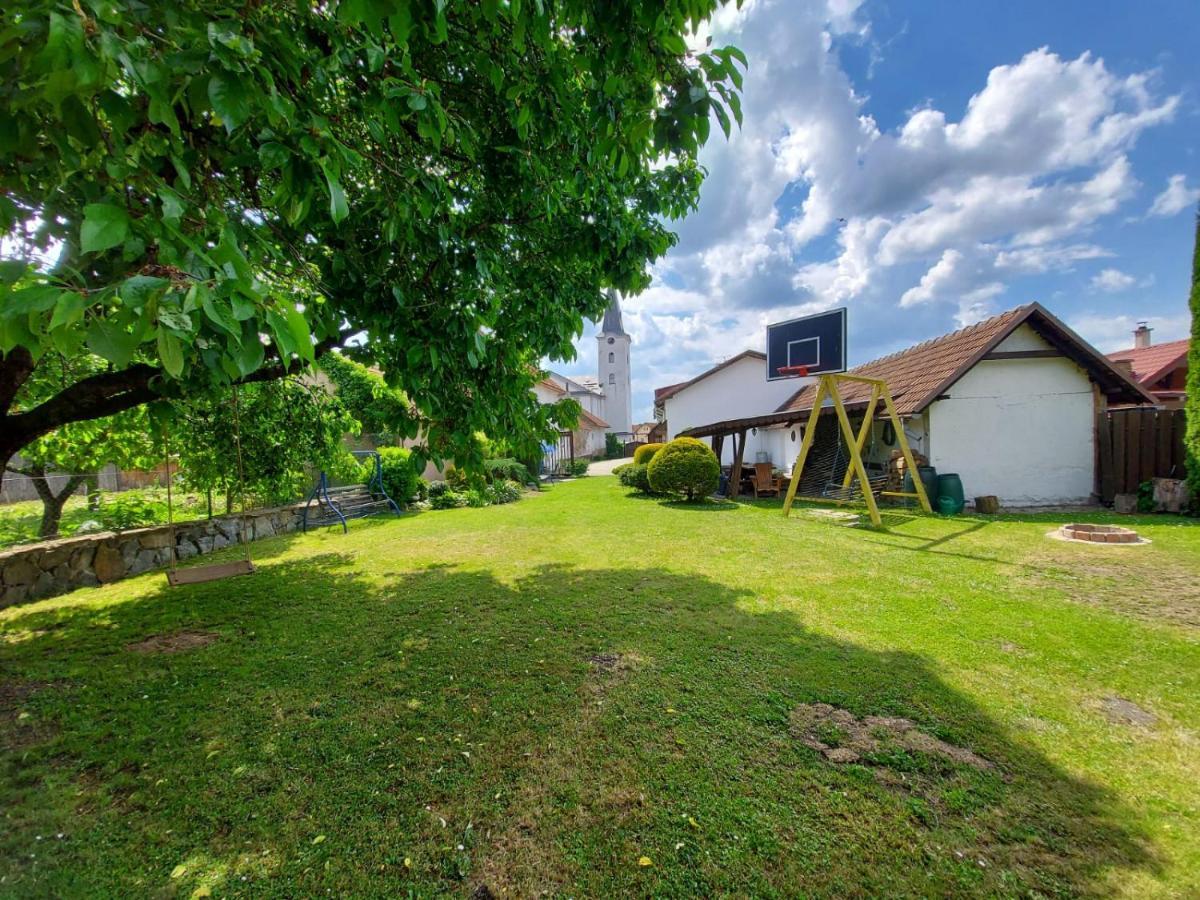 Penzion Spissky Dvor Smizany Exterior photo