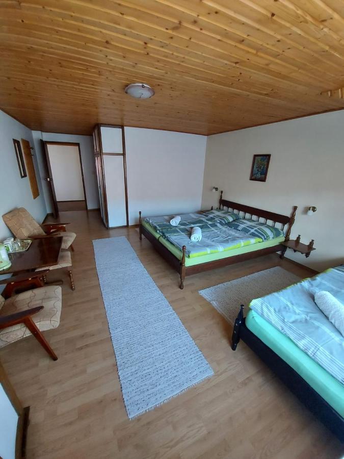 Penzion Spissky Dvor Smizany Exterior photo